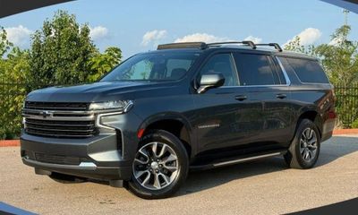 2021 Chevrolet Suburban LT