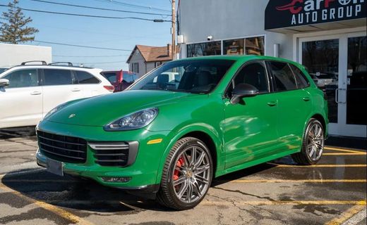 2016 Porsche Cayenne GTS
