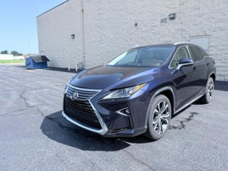 2018 Lexus RX — a typically priced live listing