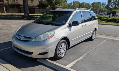 2006 Toyota Sienna LE