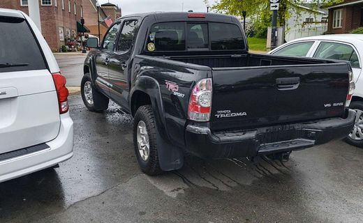 2009 Toyota Tacoma Deluxe