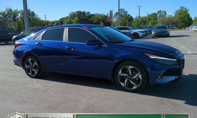 2023 Hyundai Elantra Limited
