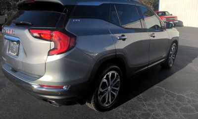 2020 GMC Terrain SLT
