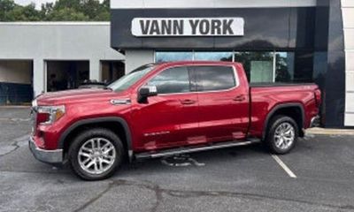 2020 GMC Sierra Elevation