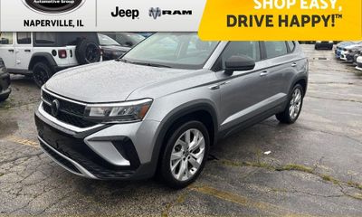 2023 Volkswagen Taos 4MOTION S