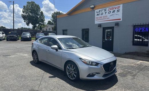 2018 Mazda MAZDA3 Touring