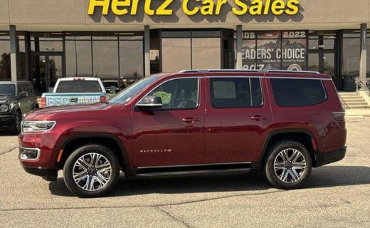2025 Jeep Wagoneer Base