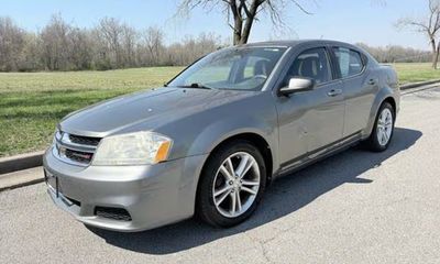 2013 Dodge Avenger SE
