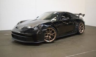 2023 Porsche 911 Carrera 4