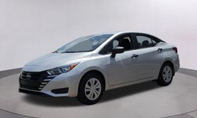 2024 Nissan Versa SR