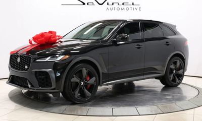 2021 Jaguar F-Pace SVR