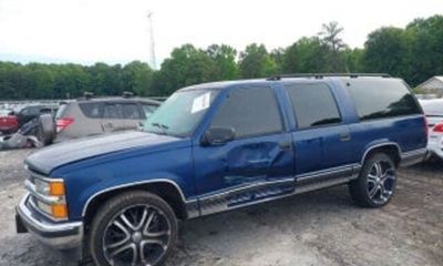 1999 Chevrolet Suburban 1500