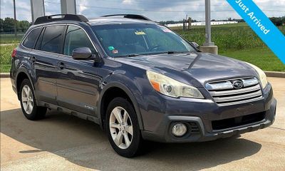 2014 Subaru Outback Premium CWP M