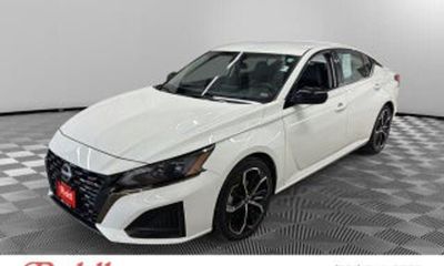 2024 Nissan Altima SR