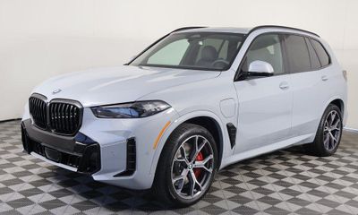 2026 BMW X5 xDrive50e