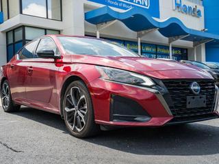 2023 Nissan Altima SR