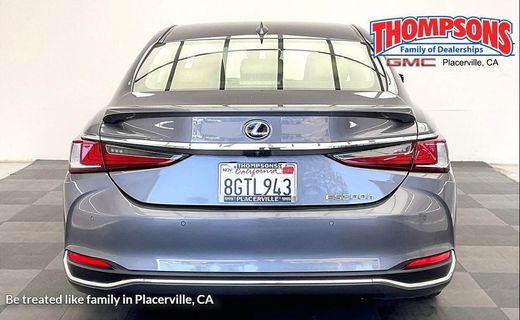 2019 Lexus ES 300H