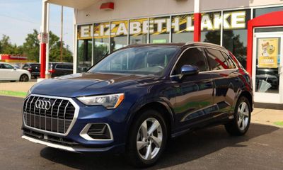 2022 Audi Q3 Quattro Premium