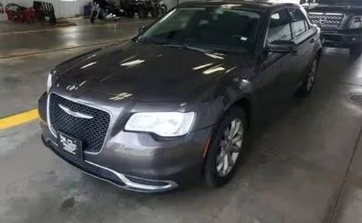 2020 Chrysler 300 Touring