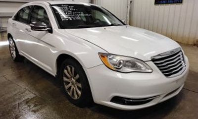 2014 Chrysler 200 Limited