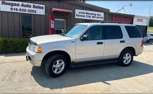 2004 Ford Explorer XLT