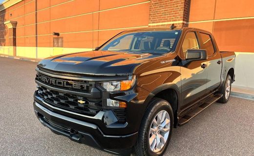 2024 Chevrolet Silverado Custom