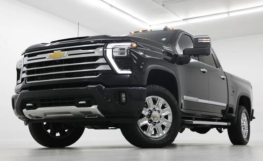 2024 Chevrolet Silverado HD High Country