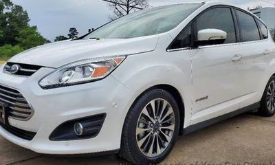 2018 Ford C-MAX Titanium Fhev