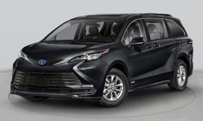 2023 Toyota Sienna LE