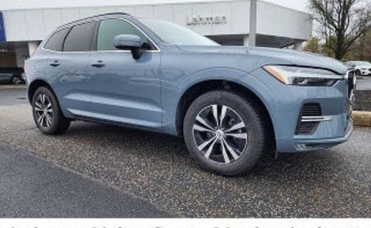 2023 Volvo XC60 Plus Dark
