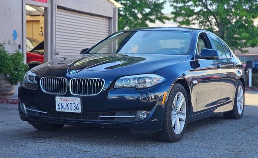 2011 BMW 528I I