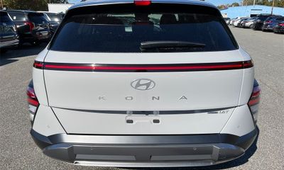 2024 Hyundai Kona SE