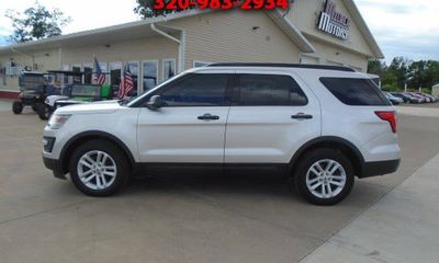 2017 Ford Explorer Base