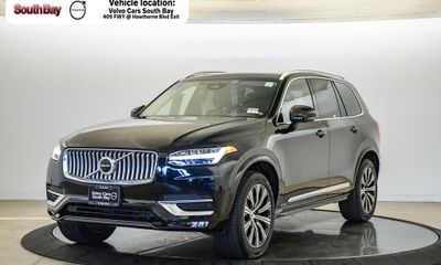 2025 Volvo XC90 B5 Core Bright