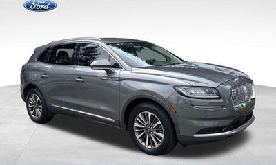 2023 Lincoln Nautilus Standard