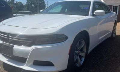 2015 Dodge Charger SE
