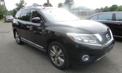 2014 Nissan Pathfinder S