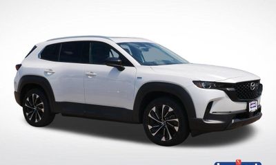2025 Mazda CX-50 Premium Plus