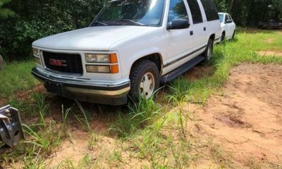 1998 GMC Suburban