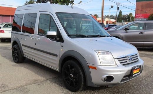 2011 Ford Transit Connect XLT Premium
