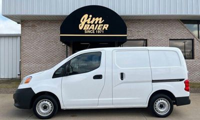 2017 Nissan NV200 2 5S