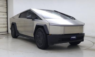 2024 Tesla Cybertruck Cyberbeast