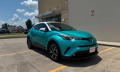 2018 Toyota C-HR XLE