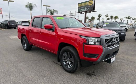 2025 Nissan Frontier SV