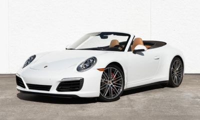 2018 Porsche 911 Carrera S GTS