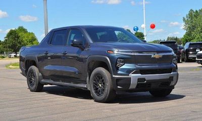 2025 Chevrolet Silverado 3LT LT
