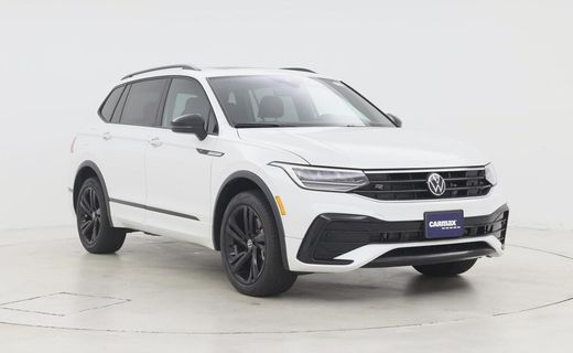 2024 Volkswagen Tiguan SE Black