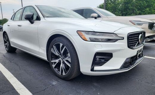 2025 Volvo S60 Core
