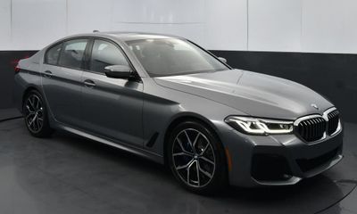 2023 BMW 530I