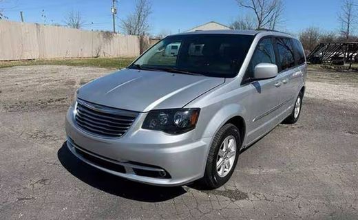 2011 Chrysler Town AND Country Touring